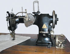 Фабрично-ремесленная швейная машина фирмы "Дюркопп"